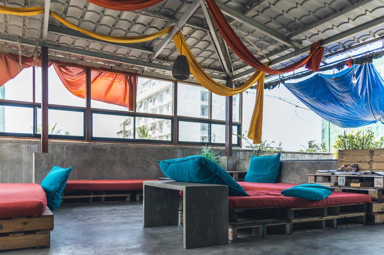 Colombo Beach Hostel Dehiwala-Mount Lavinia Buitenkant foto