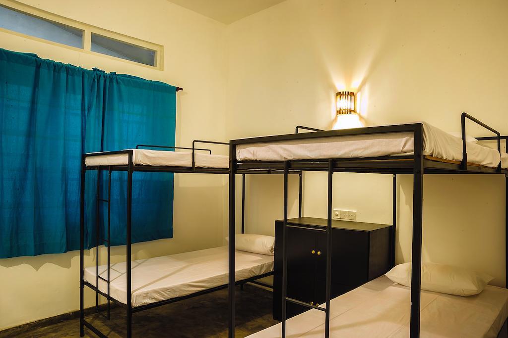 Colombo Beach Hostel Dehiwala-Mount Lavinia Kamer foto