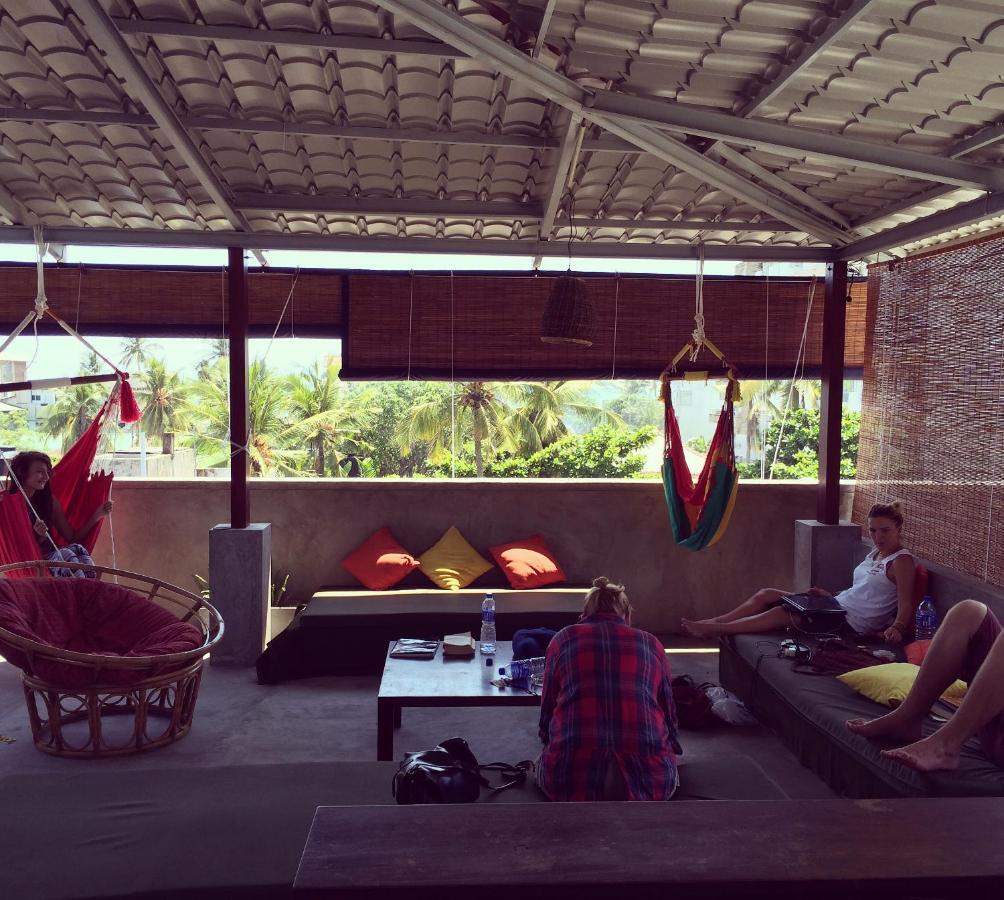 Colombo Beach Hostel Dehiwala-Mount Lavinia Buitenkant foto