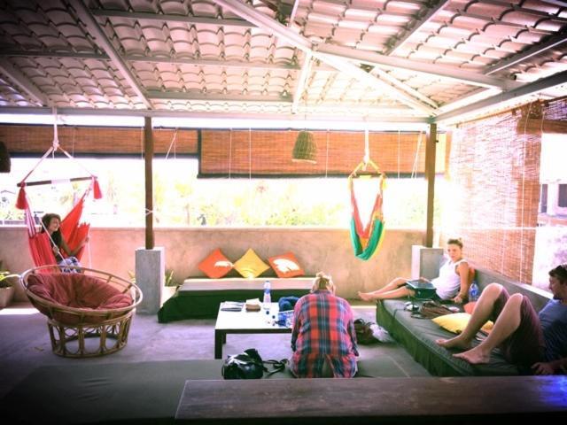 Colombo Beach Hostel Dehiwala-Mount Lavinia Buitenkant foto